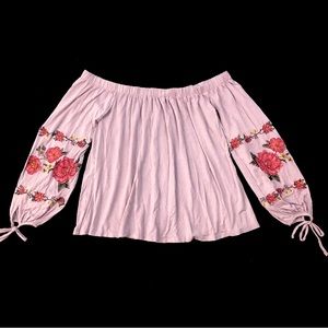 American Eagle | Off Shoulder Floral Embroider 7/8 Long Sleeve Top